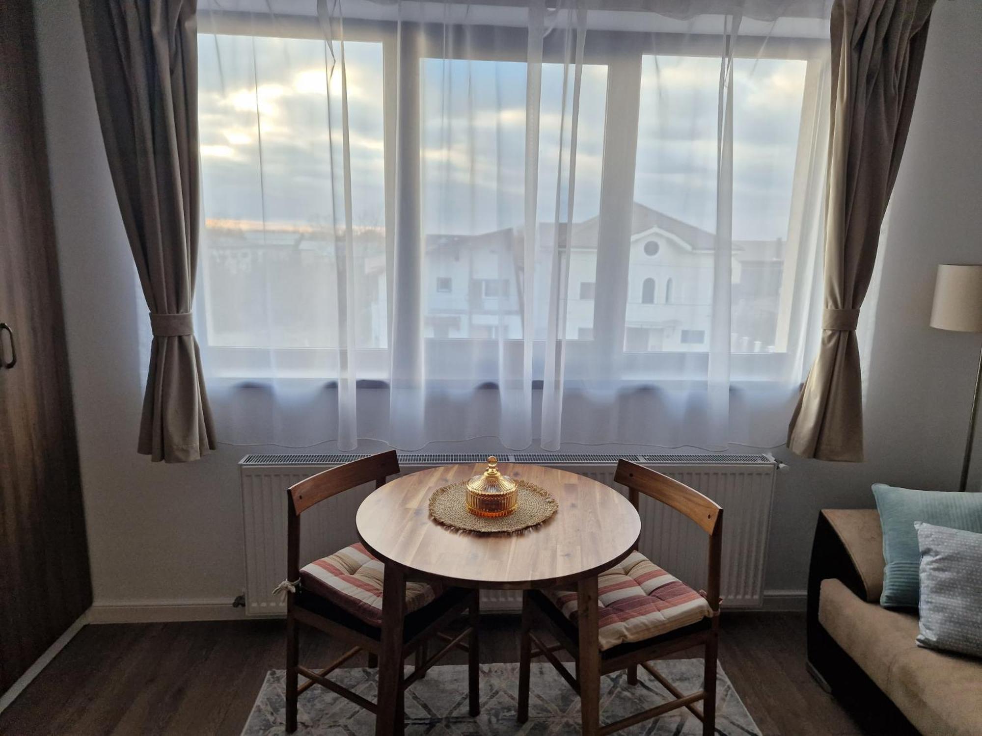 Craitelor Boutique Airport Apartment Otopeni Exterior foto