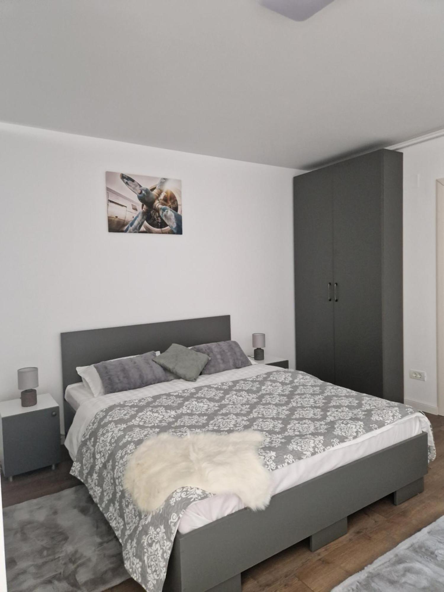 Craitelor Boutique Airport Apartment Otopeni Exterior foto